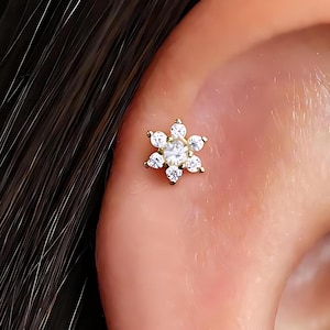Diamond Flower 18G Internal Threaded Flat Back Labret, Cartilage Earrings, Tragus conch Helix Stud,  925 Sterling Silver, Minimalist Earring