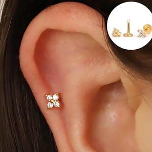 4 petasl Flower Petal Flat Back Labret, Cartilage Earrings, Tragus Stud, Helix Stud, Flat Back Stud,, Dainty Minimalist Earring