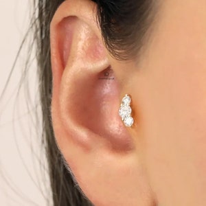 Tiny Climber Threadless Push Pin, Cartilage Earrings, Tragus Stud, Helix Stud, Flat Back Stud, Sterling Silver, Minimalist Earring