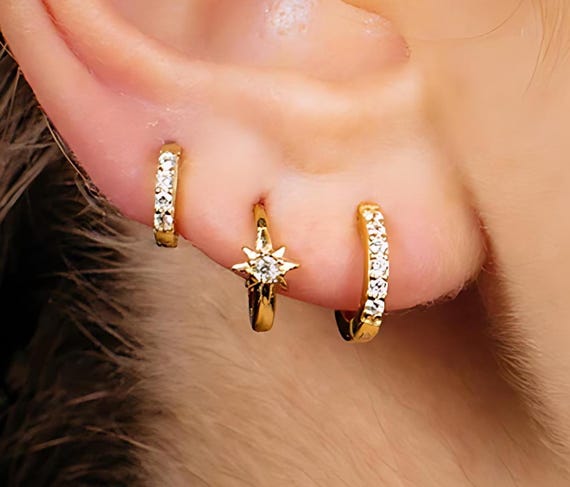 18G Tiny Star Hoop Earrings • Cartilage Hoops • Huggie 18G Tiny Star Hoop Earrings • Cartilage Hoops • Huggie