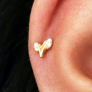 Labret à dos plat feuille, boucles d'oreilles cartilage, clou tragus, clou hélicoïdal, clou à l'arrière plat, argent sterling 925, boucle d'oreille minimaliste délicate