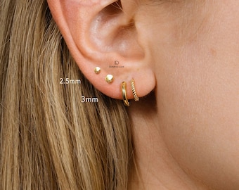 Gold Dot Flat Back Labret: Sterling Silver Cartilage Tragus Helix lobe conch Stud