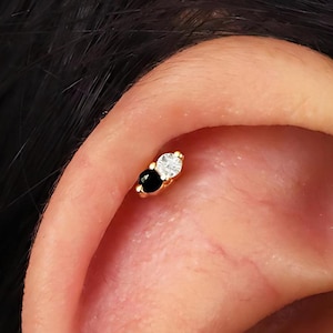 Black Mismatched double stones style Flat Back Labret, Cartilage Earrings, Tragus Stud, Helix Stud, Stud, 925 Sterling Silver, Minimalist