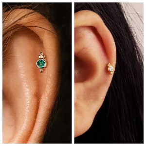 Dainty Emerald Flat Back Labret, Cartilage Earrings, Tragus Stud, Helix Stud, Flat Back Stud, 925 Sterling Silver, Minimalist Earring