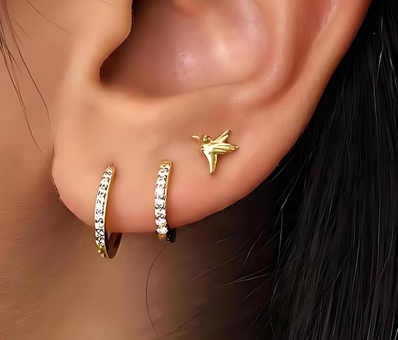 Hummingbird 18G Internal Threaded Flat Back Labret Cartilage Earrings Tragus Stud Helix Stud 925 Sterling Silver Minimalist Etsy UK