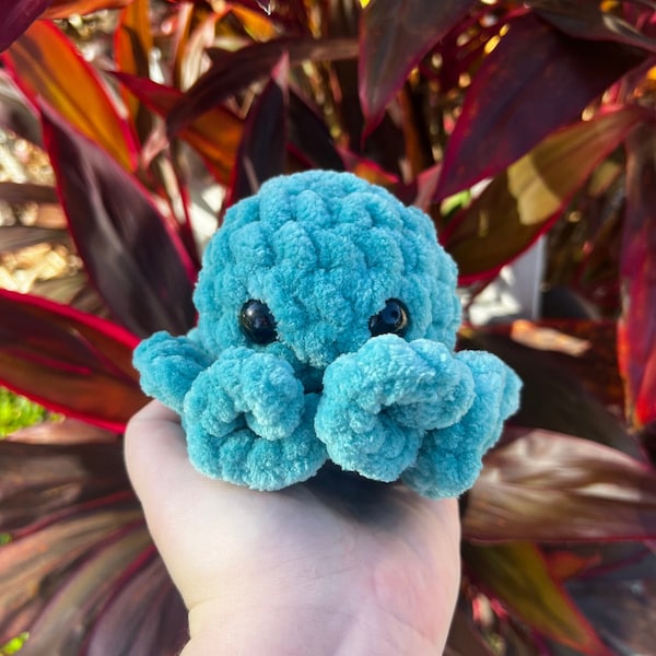 Octopus Plushie - Handmade Crochet Amigurumi