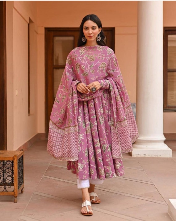 5 Cute Diwali Outfits to Wear for your Diwali Party - Dreaming Loud
