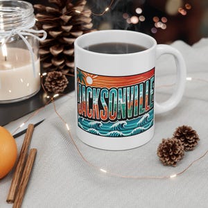 de tasse de café de carte postale de Jacksonville | 11 onces | Thème plage avec vagues océaniques |