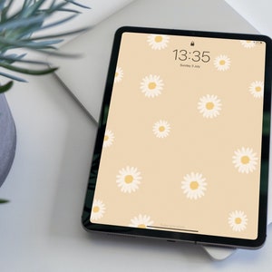 Daisy Flower iPad Wallpaper Pack 5 colours, Floral iPad Wallpaper Pack, iPad Lockscreen Backgrounds Aesthetic image 3