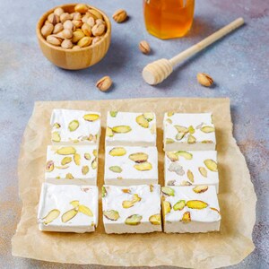 Turkish Halva with Pistachio, Healthy Snack, Traditional dessert, Premium Gift, High-Quality Turkish Halva, Turkish Breakfast