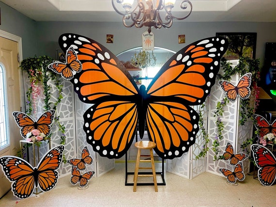 Monarch Butterfly 6 FT Tallx 8 Ft Wide Coroplast Party Props