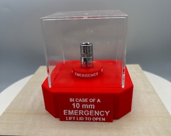 Emergency 10 mm Socket