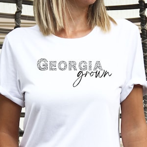Georgia Grown T-Shirt, Georgia T-Shirt, Georgia Bulldogs T-Shirt, UGA T-Shirt, Minimalist Graphic T-Shirt - Great Gift for Mom and Friends