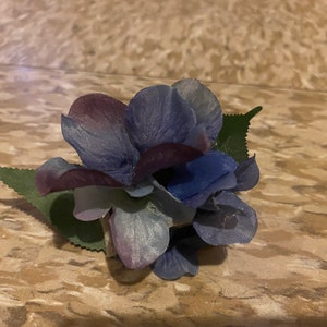 Small Flower Hair Claws