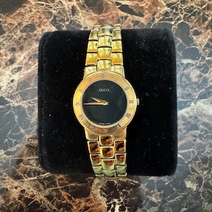 Gucci Vintage Classic  3300.2.L 18K Gold Plated Women's Watch