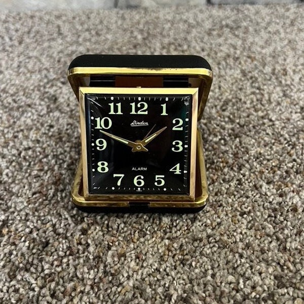 Vintage Linden Travel Alarm Clock, Analog, Fold Up Clam Case, Wind Up, Black