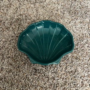 Vintage Pfaltzgraff Dark Green Shell Soap Dish Trinket Holder