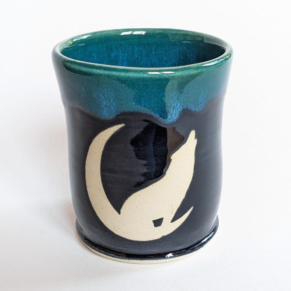 Vaso de cerámica con forma de lobo, 7 onzas, cerámica de gres hecha a mano, taza sin asa.
