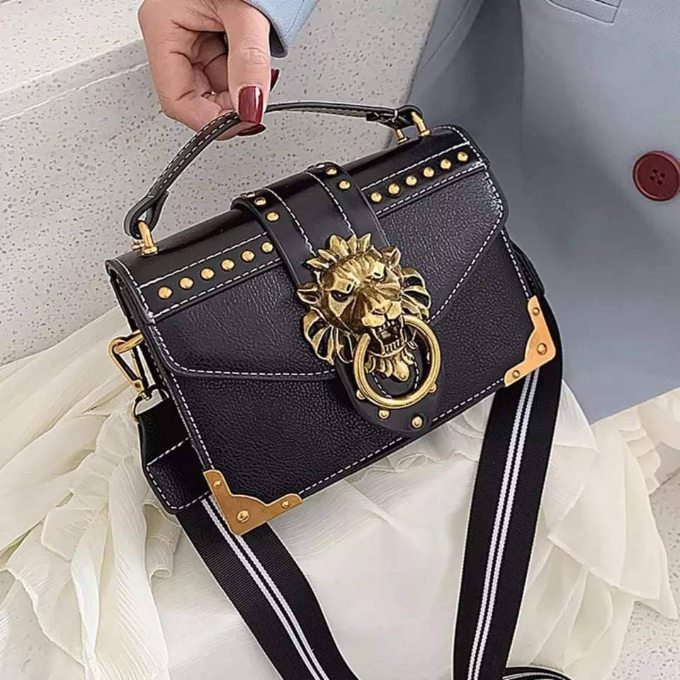 sac prada lion