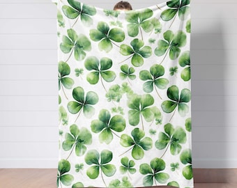 St Patrick&#39;s Day Shamrock Blanket, St Patrick Day Gift For Lucky Mama, Girls Womens St Patrick Throw, Irish Gifts For Her, Four Leaf Clover