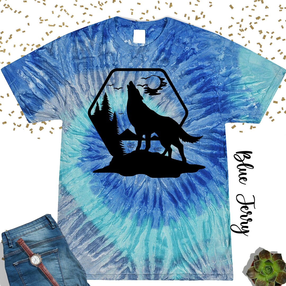 Wolf Tie Dye Shirt,animal Lover Tshirt,wolf Lover Gift,wildlife Animal