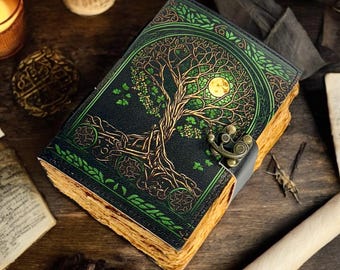 Tree of Life leren grimoire: 400 pagina's blanco spreukenboek