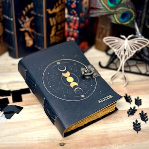 Diario in pelle personalizzato con fasi lunari, carta antica vintage fatta a mano con bordo frastagliato, regalo diario personalizzato per schizzi, San Valentino