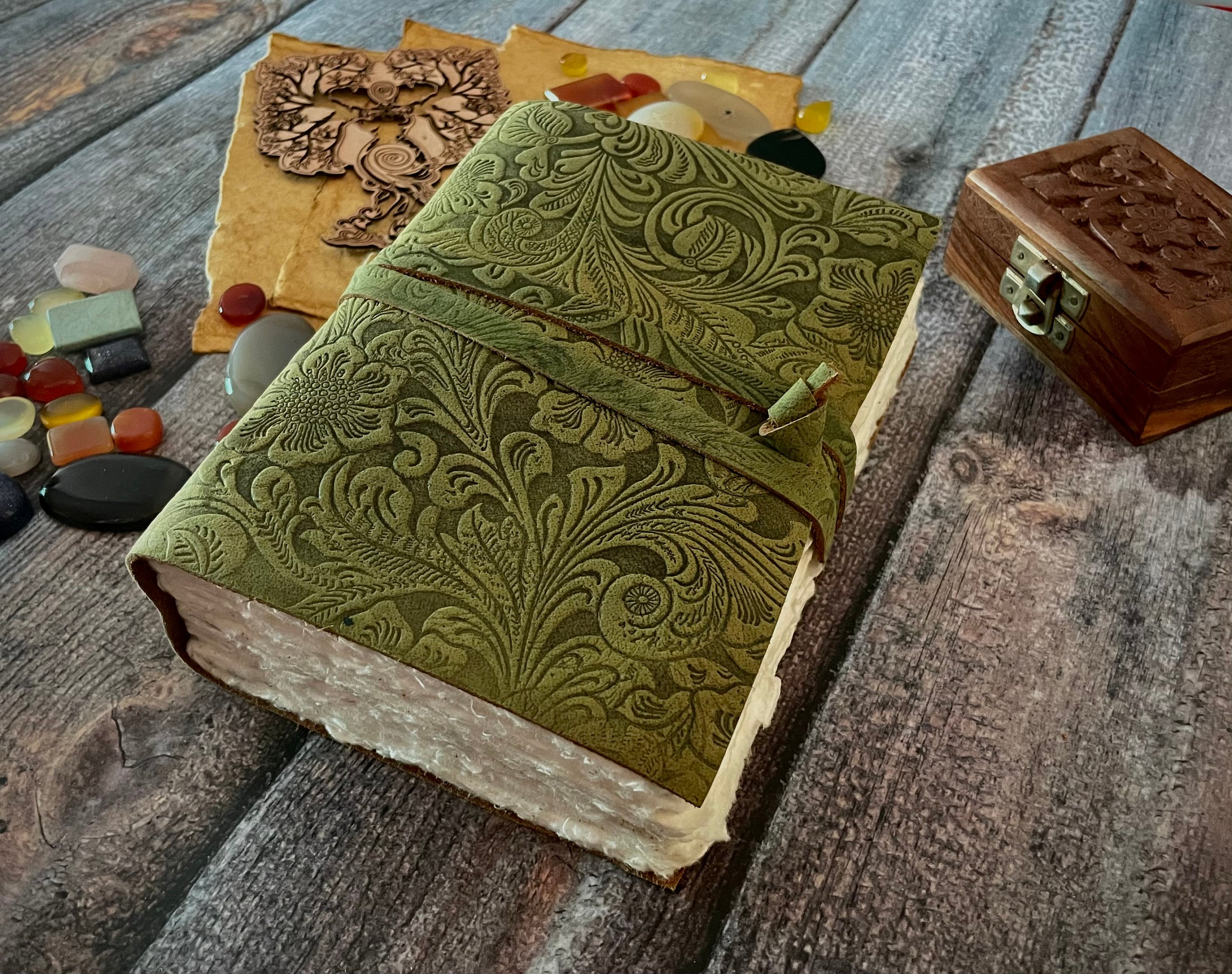 handmade Leather Journal - Vintage Deckle Edge  Paper Bound Journal - Blank Spell Book of Shadows Journal - Leather Notebook Sketchbook