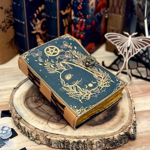 Grimoire journal Leather Print caltic cat journal Blank spell book of shadows Leather Gifts For Him sketchbook journal notebook 7x5 inches