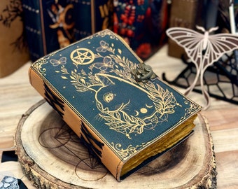 Celtic Cat Leather Grimoire Journal: Blank Book of Shadows, 7x5 Inches