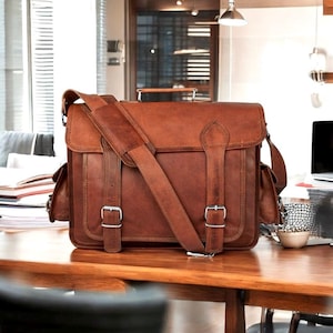 Personalisierte Leder Laptop Messenger Aktentasche Männer, Monogramm Cross Body Computer Sling Satchel Bag, personalisierte Groomsmen Geschenke, 11 Zoll