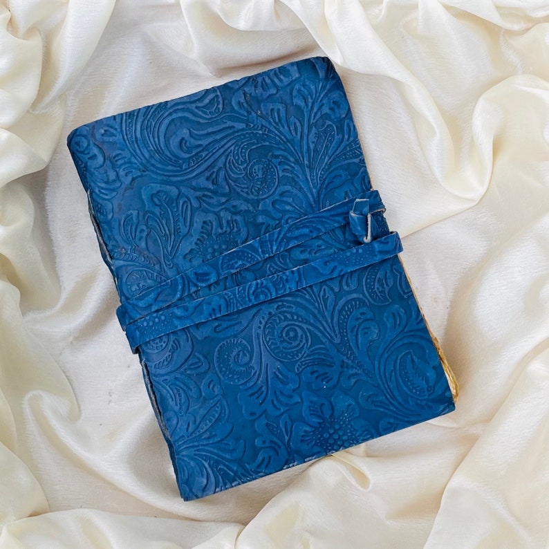 Journal en cuir fait main journal vintage avec reliure en papier Deckle Edge journal du livre des ombres carnet de croquis en cuir Blue