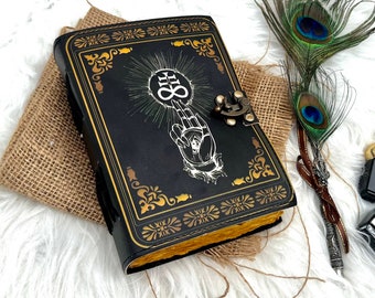 Illuminati Eye Lädertryckt Journal: Spell Book of Shadows (7x5 tum)