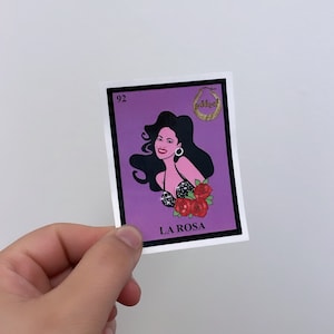 Pegatina de Lotería "La Rosa" como Selena / Tributo a la Reina de la Música Tejana / Pegatina de vinilo para portátiles, botellas de agua y más