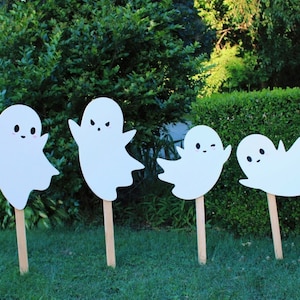 Cute Halloween Yard Ghosts | All-Weather White PVC | Fall Lawn Ornaments | Autumn | Spooky Decorations
