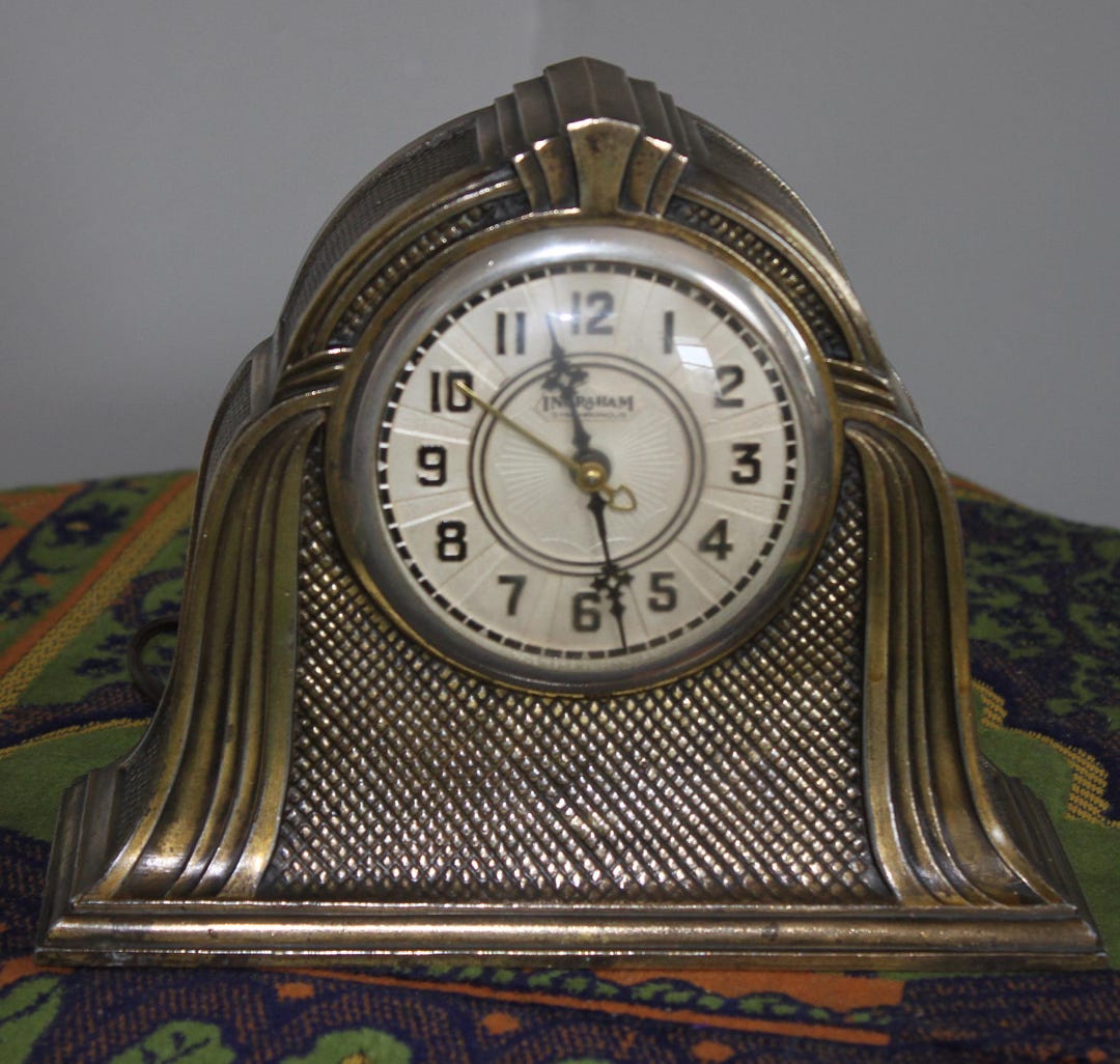 INGRAHAM Synchronous Art Deco Electric Cast Metal & Piggy Bank Clock ...
