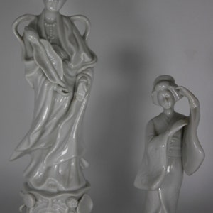 Kwan Yin Guan Yin &#39;Mother of Merci&#39; and Geisha Statue CIRCA 1960s
