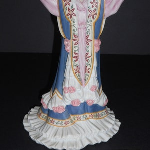Lenox Porcelain figurine The Legendary Princess Sleeping Beauty