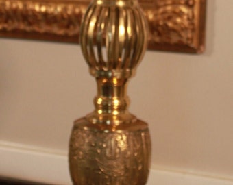 Intricately carved brass a La James Mont table lamp CIRCA 1960s