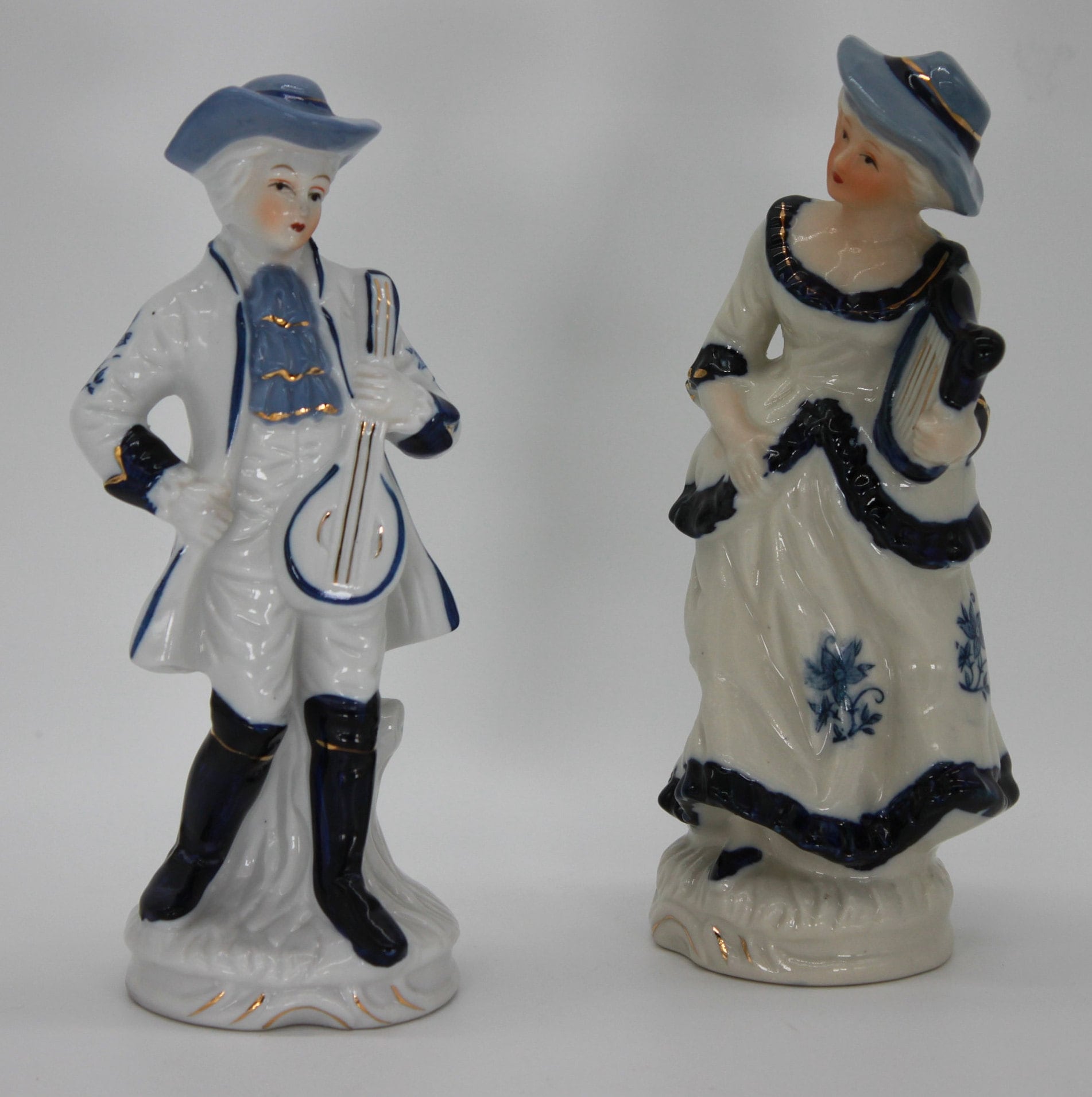 Victorian white and blue porcelain figurine - Etsy 日本