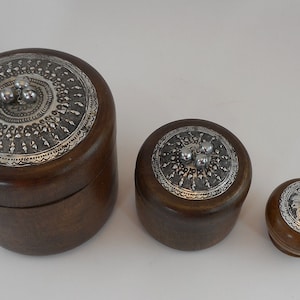Set of 3 jewelry boxes or trinket boxes with silver tone décor