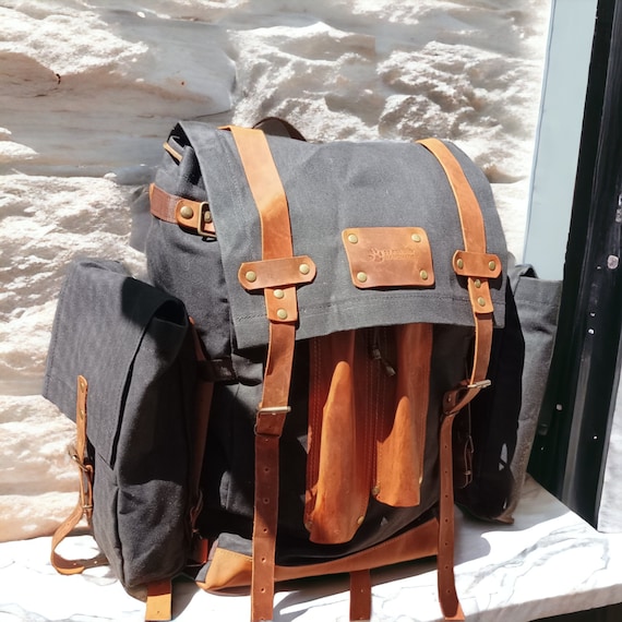 Handmade Bushcraft Backpack with 2 detachable Pockets with Axe or Tripod Holder, Canvas Leather, 30-40-50 Liter Options