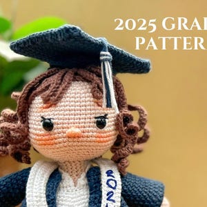PATRÓN de crochet de graduación 2025, muñeco de crochet de graduación, regalo de graduación DIY, regalo amigurumi para chica universitaria, para graduado de secundaria