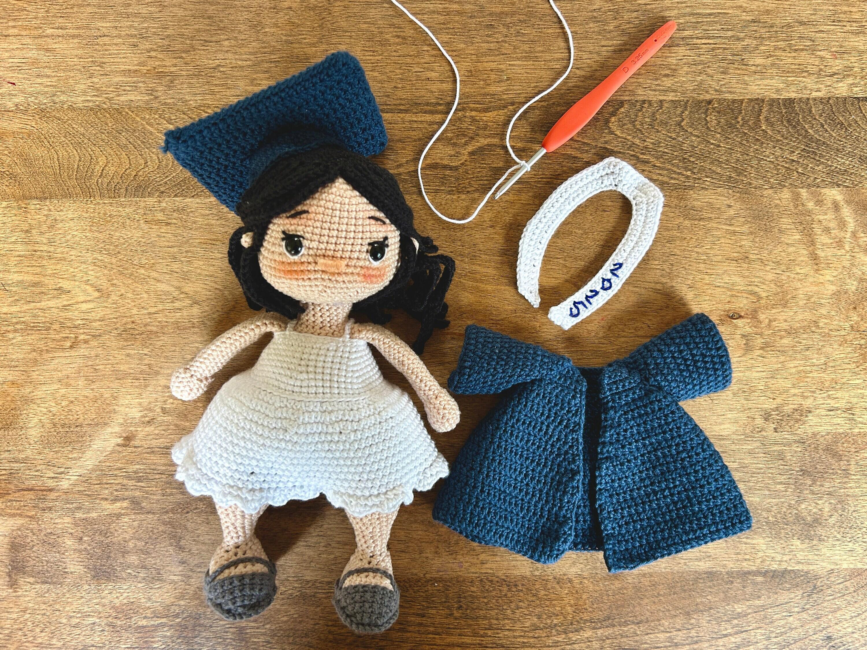 Crochet Potato Doll Graduation Gift Set - With 30 Empowering Cards, Magnetic Hands, For High School & College Grads