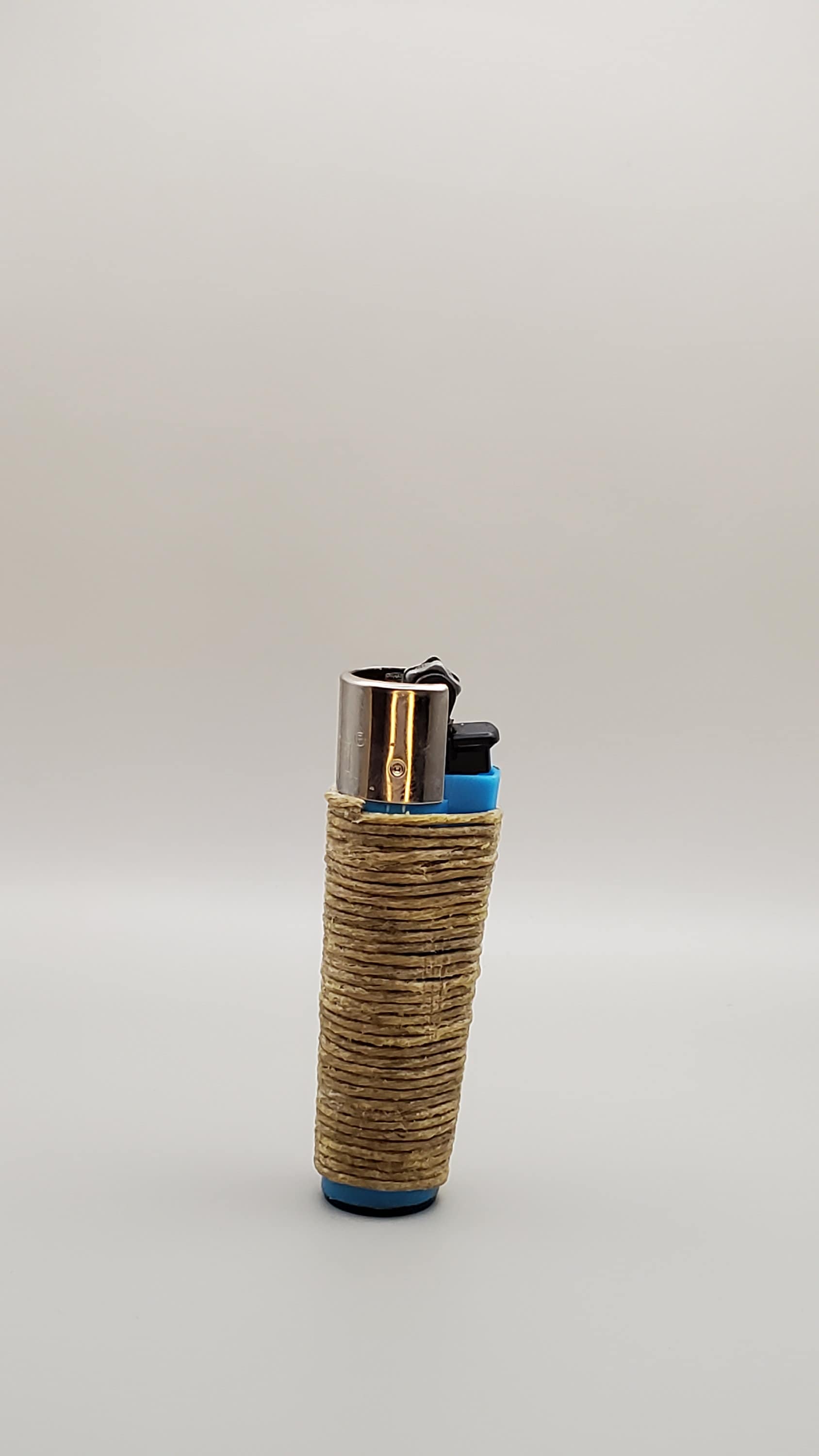 Wick Wrapped Lighter 