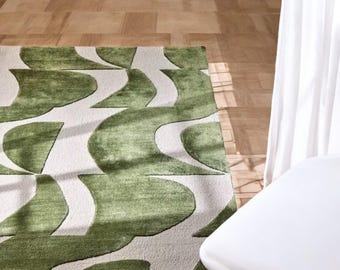 Hand Tufted Green Wool Rug: Abstract Modern Carpet