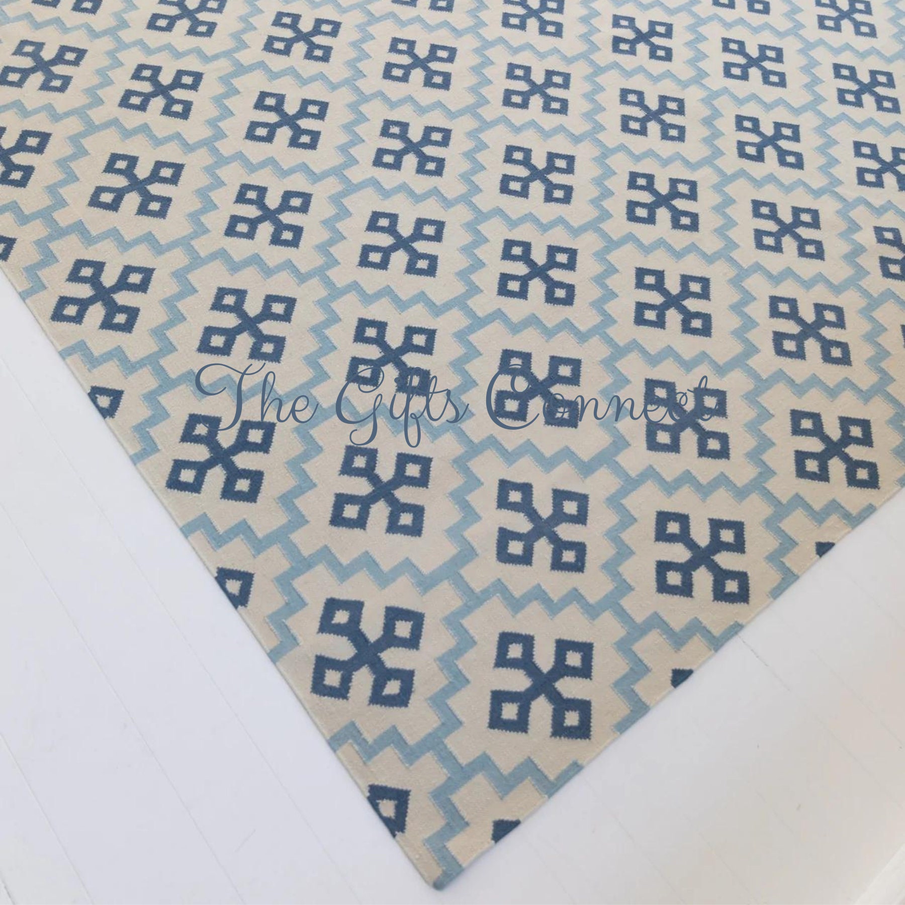 Handwoven Geometric Kilim Rug: Mid-Century Modern Wool Dhurrie