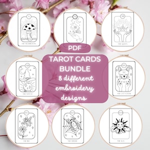 PDF-bundel tarotkaartborduurpatronen – handborduurpatronen met magische en hemelse ontwerpen, waaronder zon-, kat- en paddenstoelontwerp