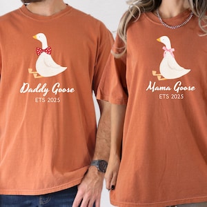 Comfort Colors Silly Mama Goose Daddy Goose T-Shirt,Mom Dad Silly Goose T-Shirt,Funny Pregnancy Announcement Outfit, Goose Family T-Shirts
