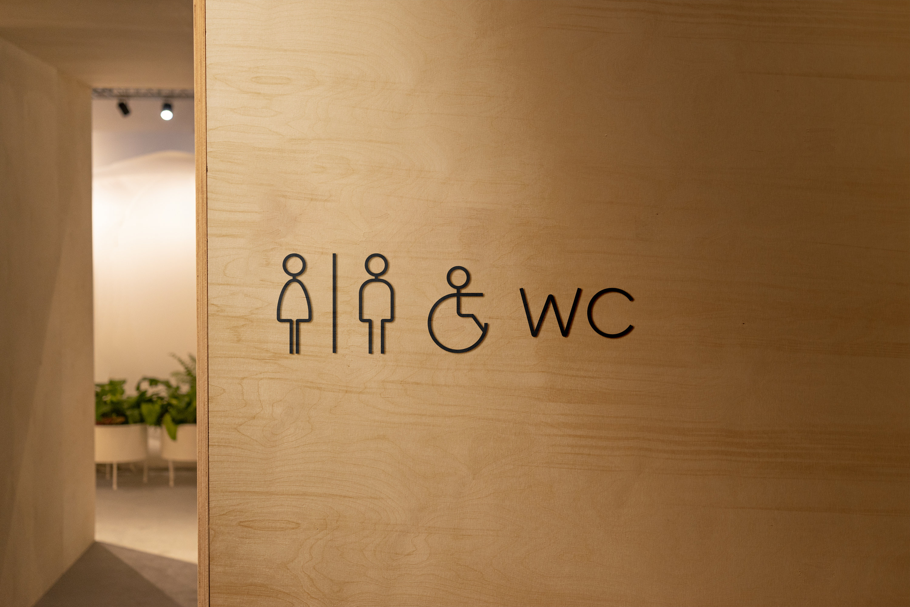 Targhette Per Porta Ufficio Logbuch-Verlag Targhetta In Legno 3D Per WC Toilette Bagno Color Nero Per Ristorante Ufficio Bar Neutrale Uomo Donna Cartello Targa Porta Direzione 18 Targhetta Porta Originale - 2